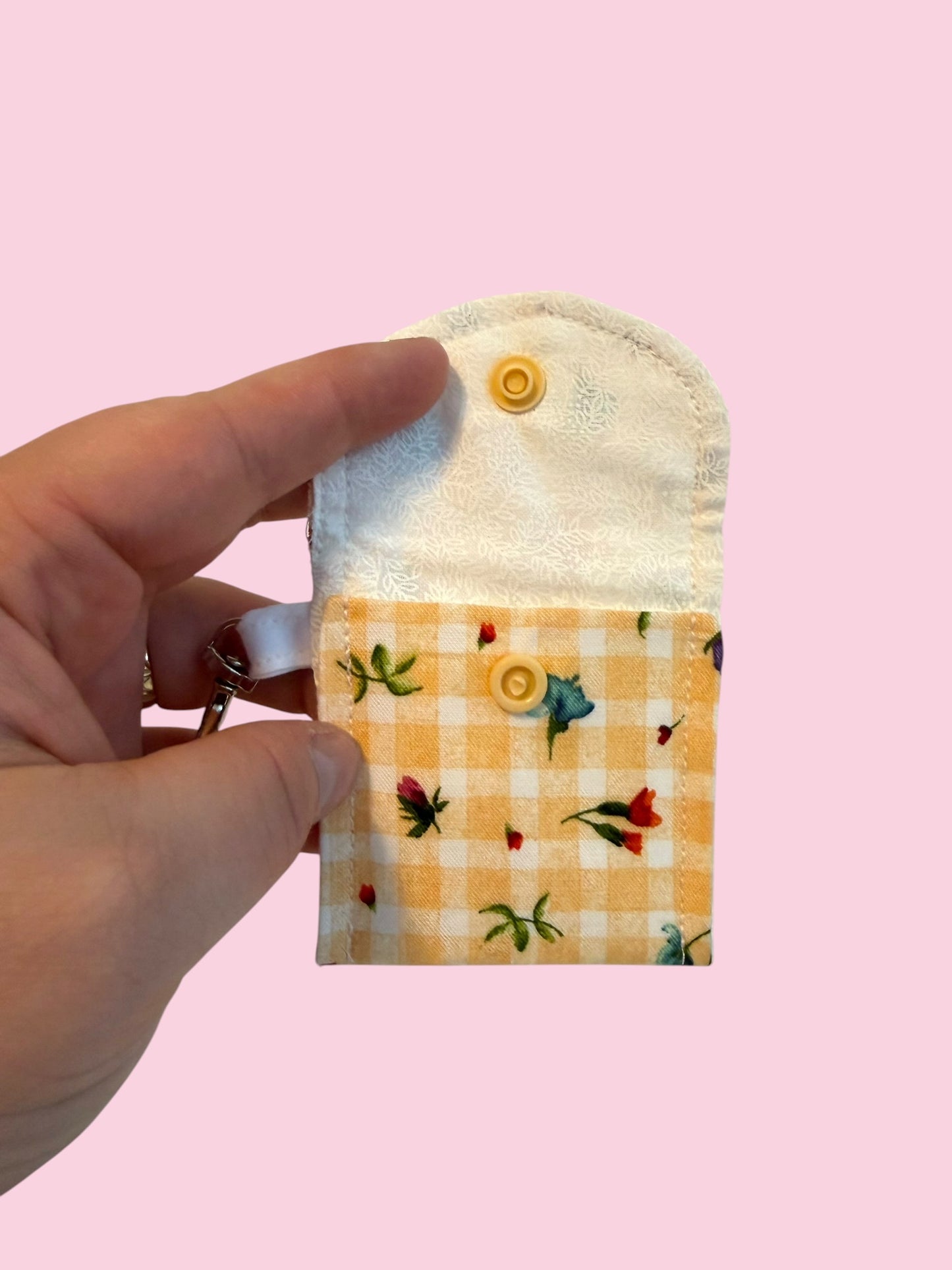 The “Tabby” AirPod Case
