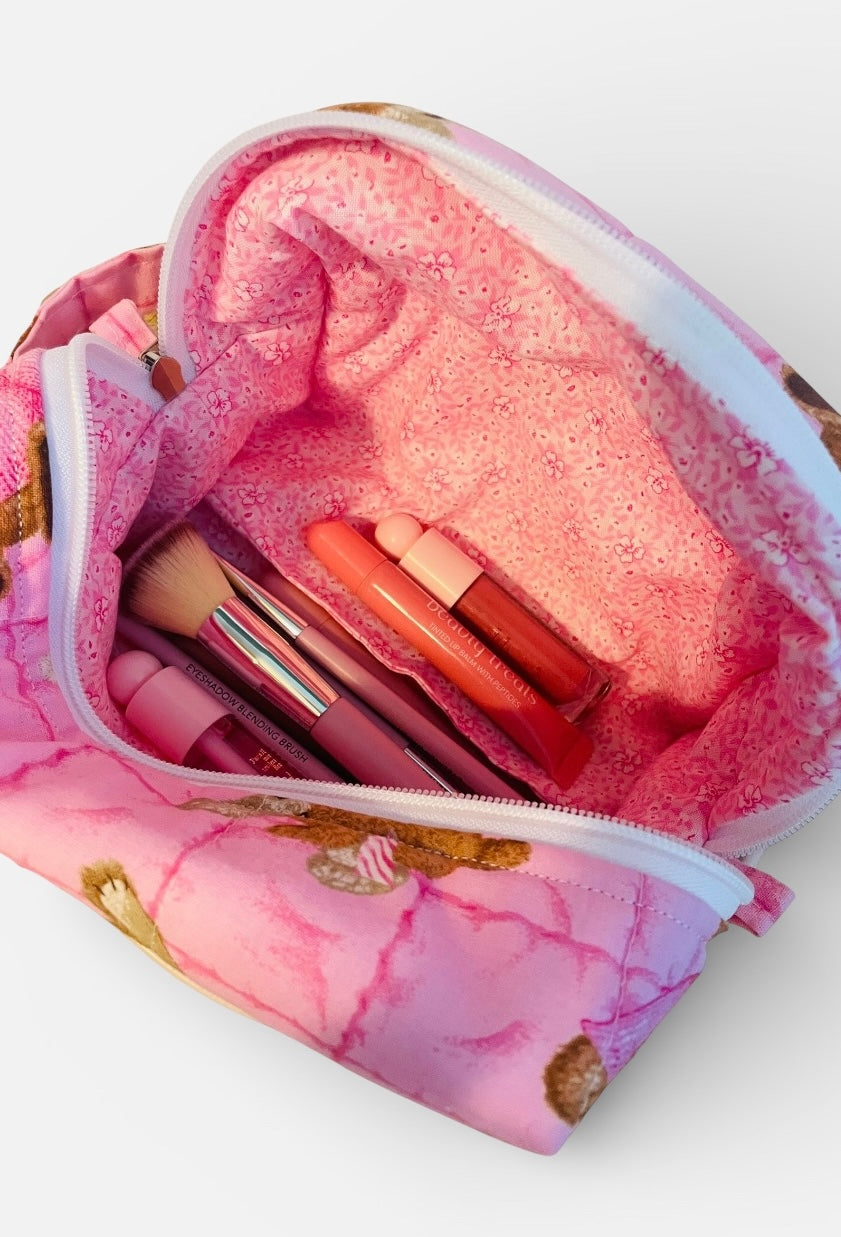 The “Pinky” Make-Up, Carry All Bag