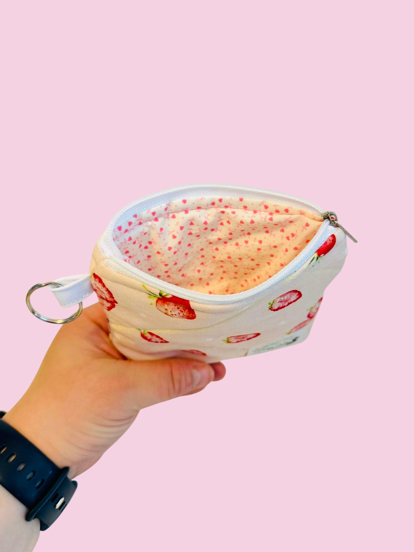 The “Straw-Baby” Keychain Wallet