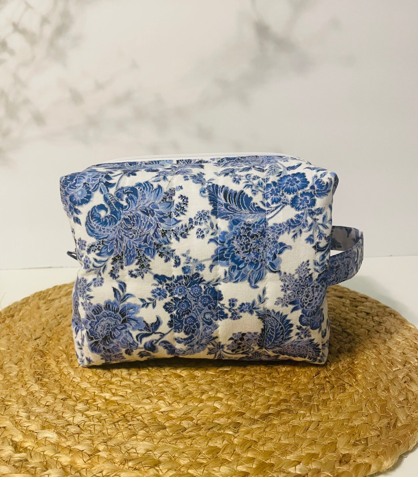 The “Daphne” Make-Up, Carry All Bag