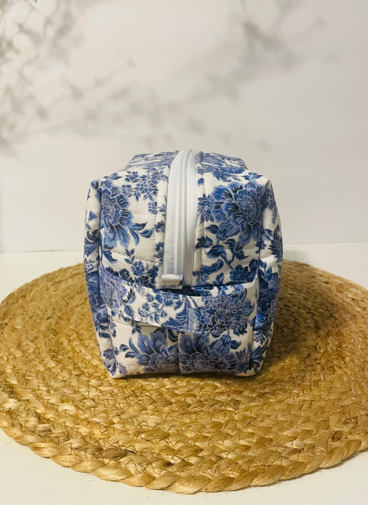 The “Daphne” Make-Up, Carry All Bag