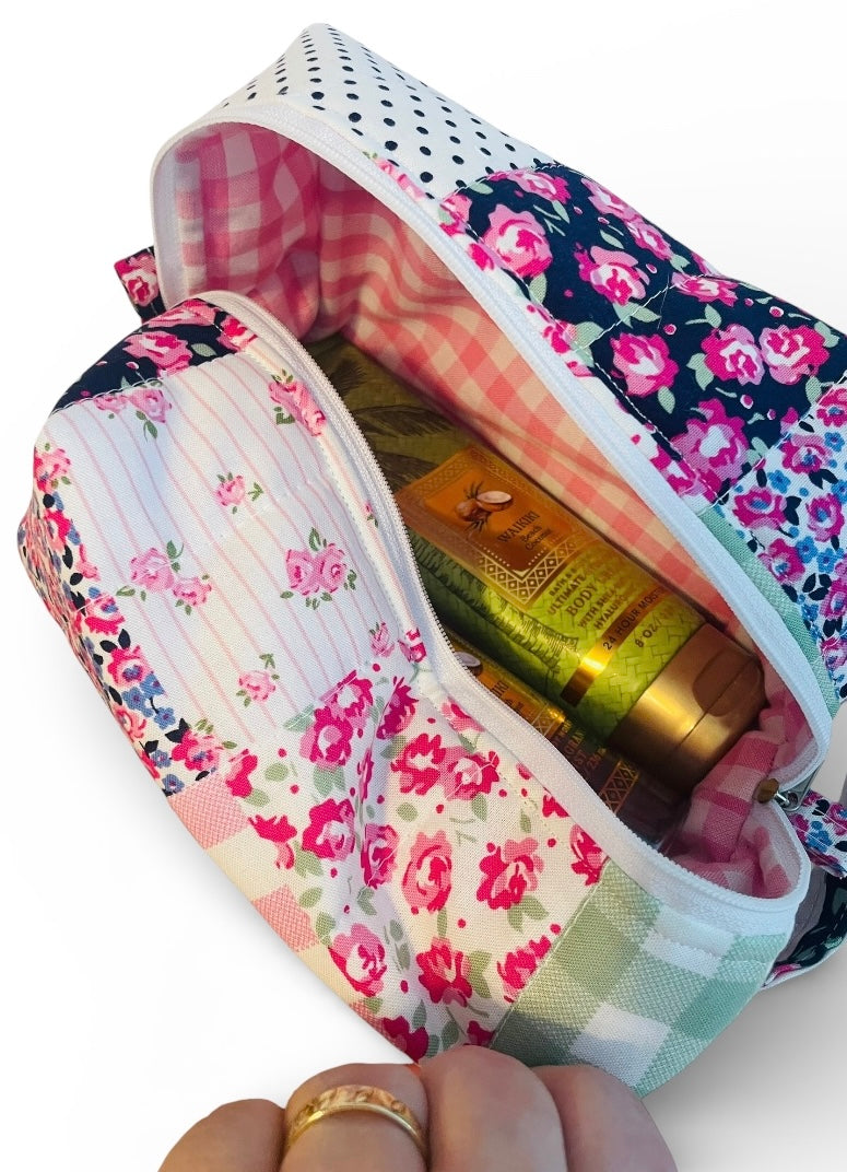 The “Jane” Make-Up, Carry All Bag