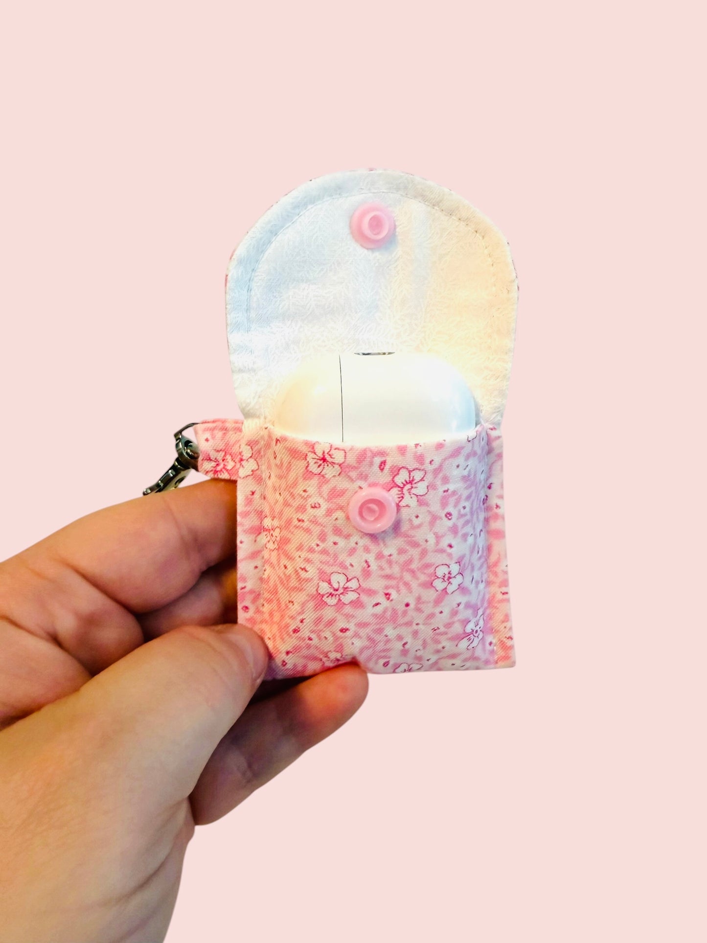 The “Ruthie” AirPod Case
