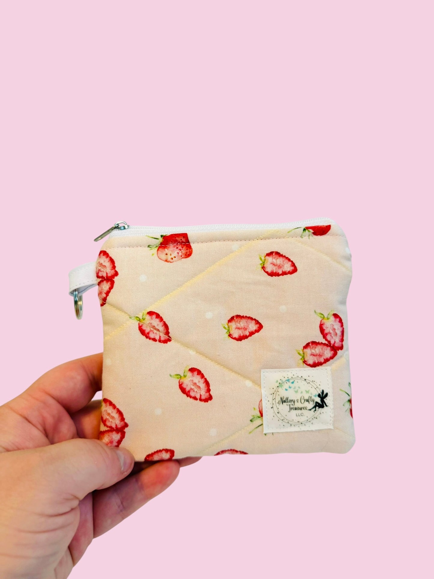The “Straw-Baby” Keychain Wallet