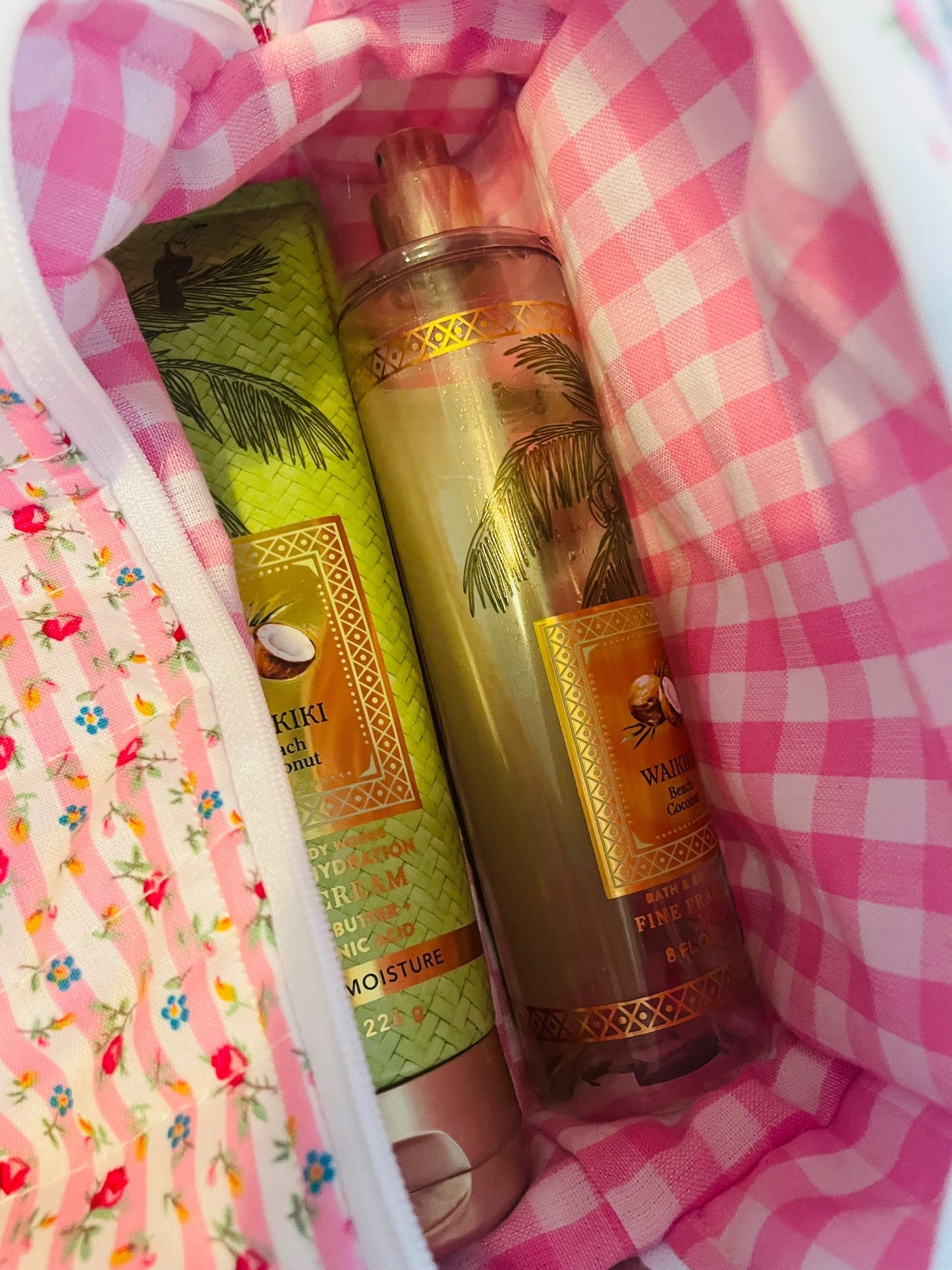 The “Aleah” Make-Up, Carry All Bag