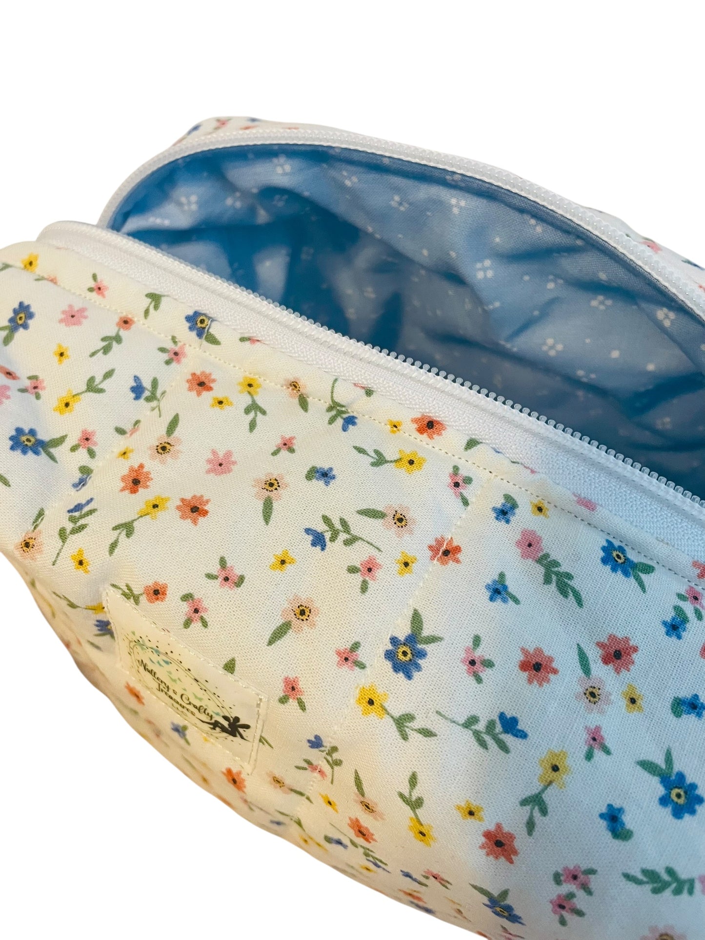 The “Summer” Make-Up, Carry All Bag