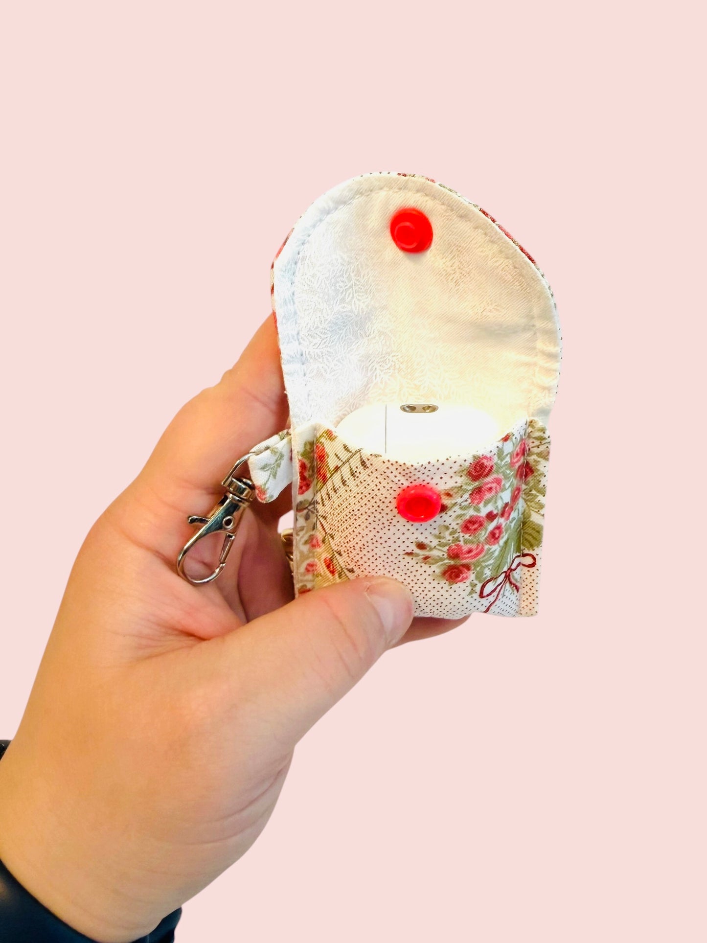 The “Alyssa” AirPod Case