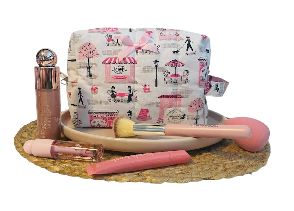 The “Eloise” Make-Up, Carry All Bag