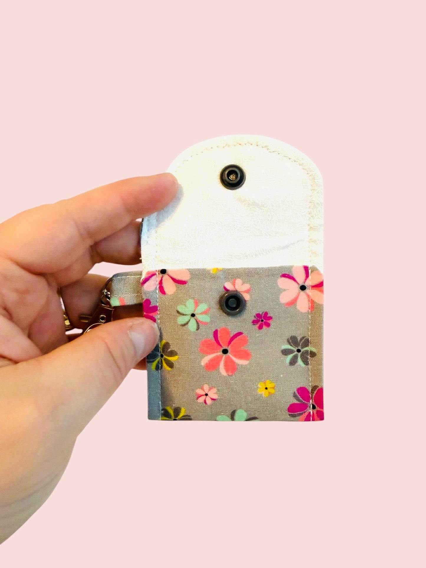 The “Samantha” AirPod Case