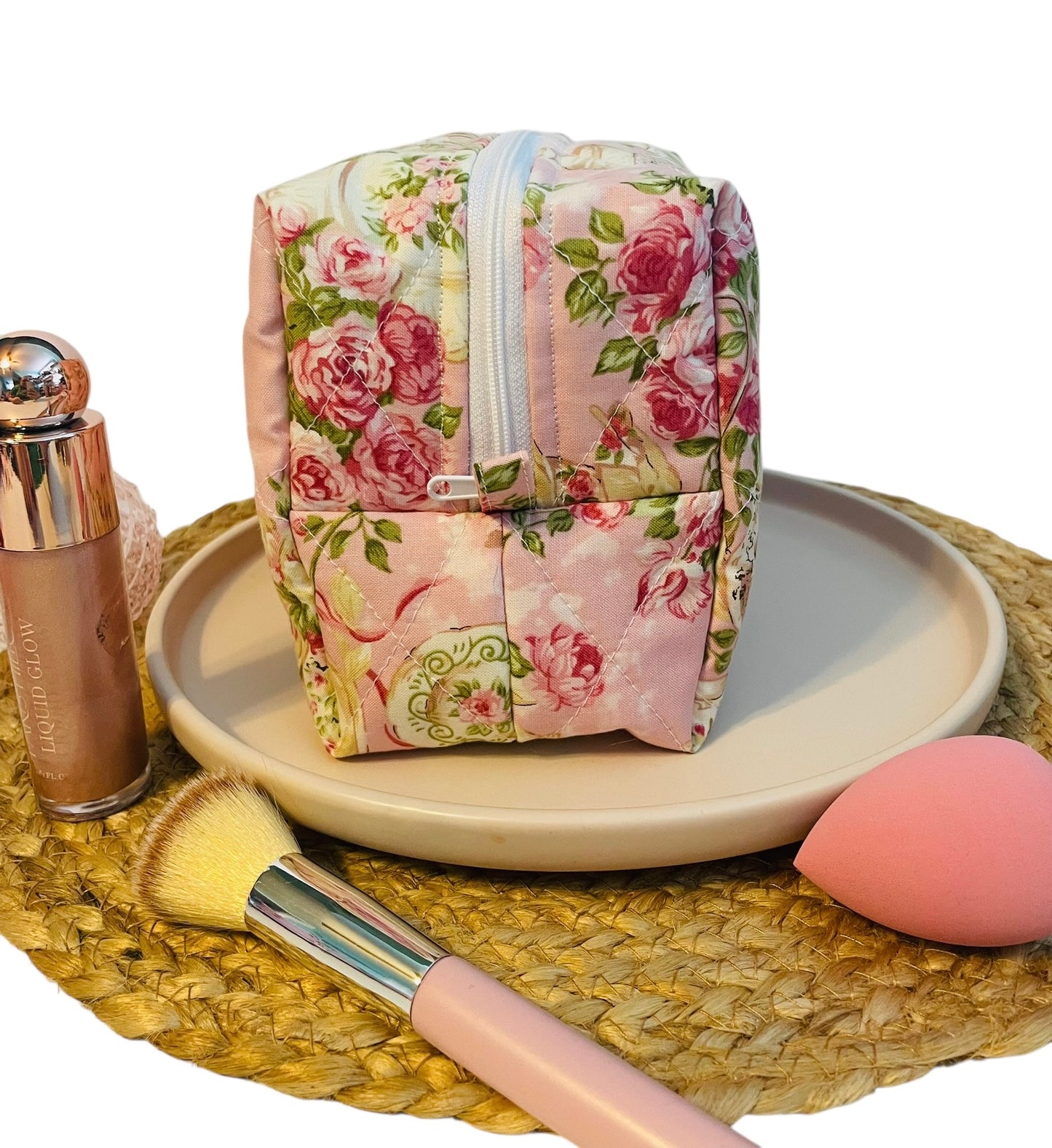 The “Alice” Make-Up, Carry All Bag