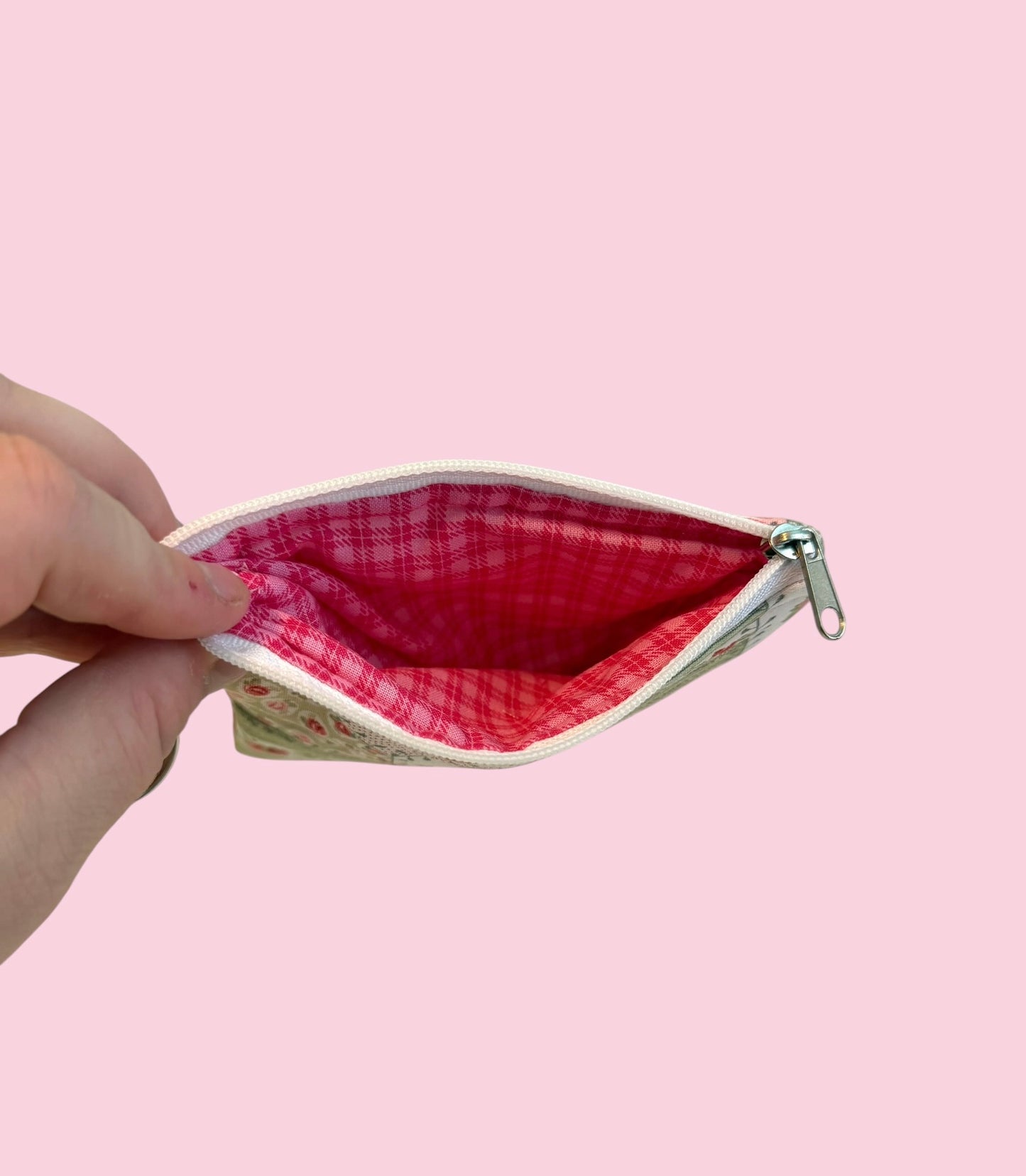 The “Alyssa” Keychain Wallet