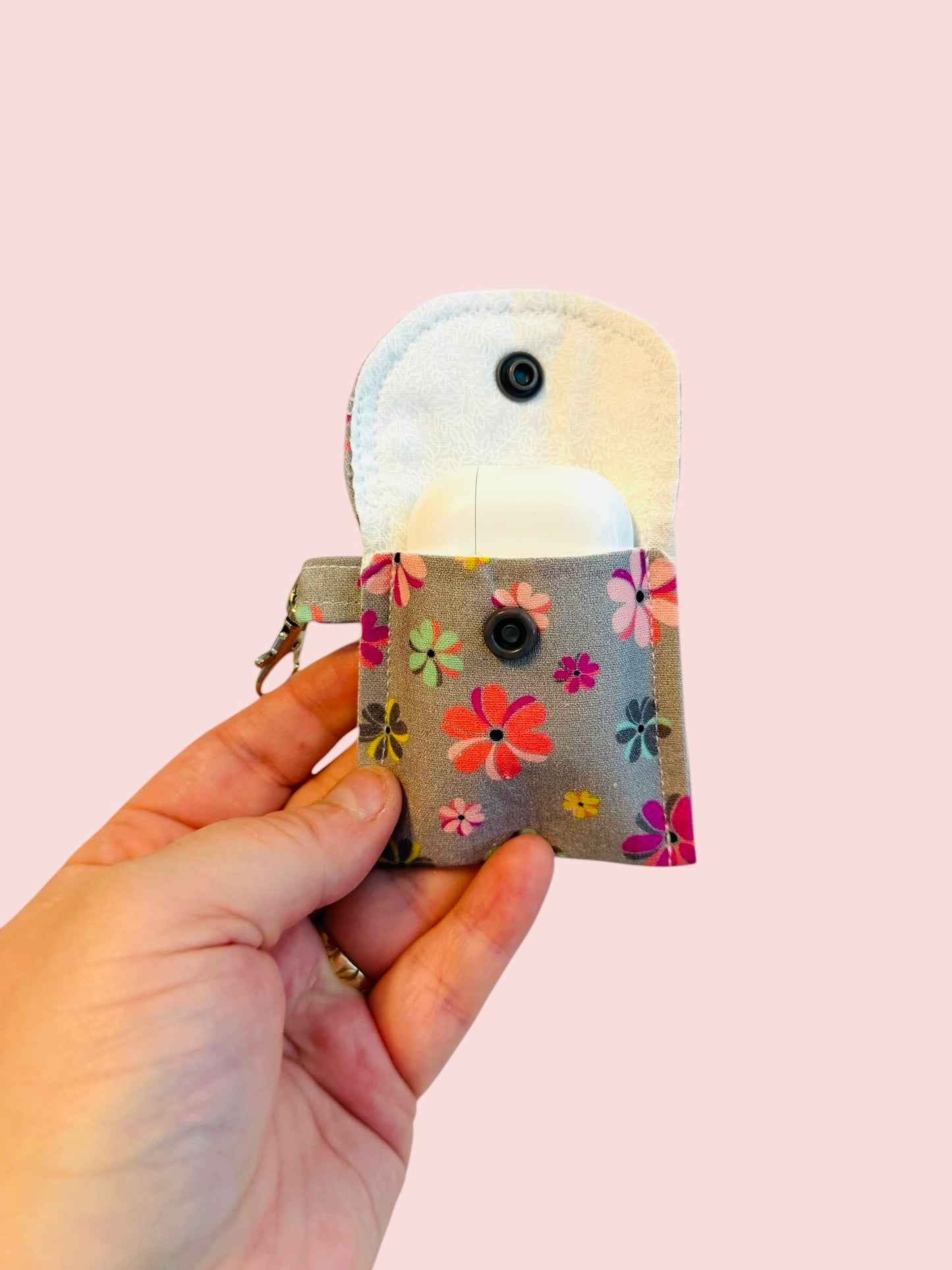 The “Samantha” AirPod Case