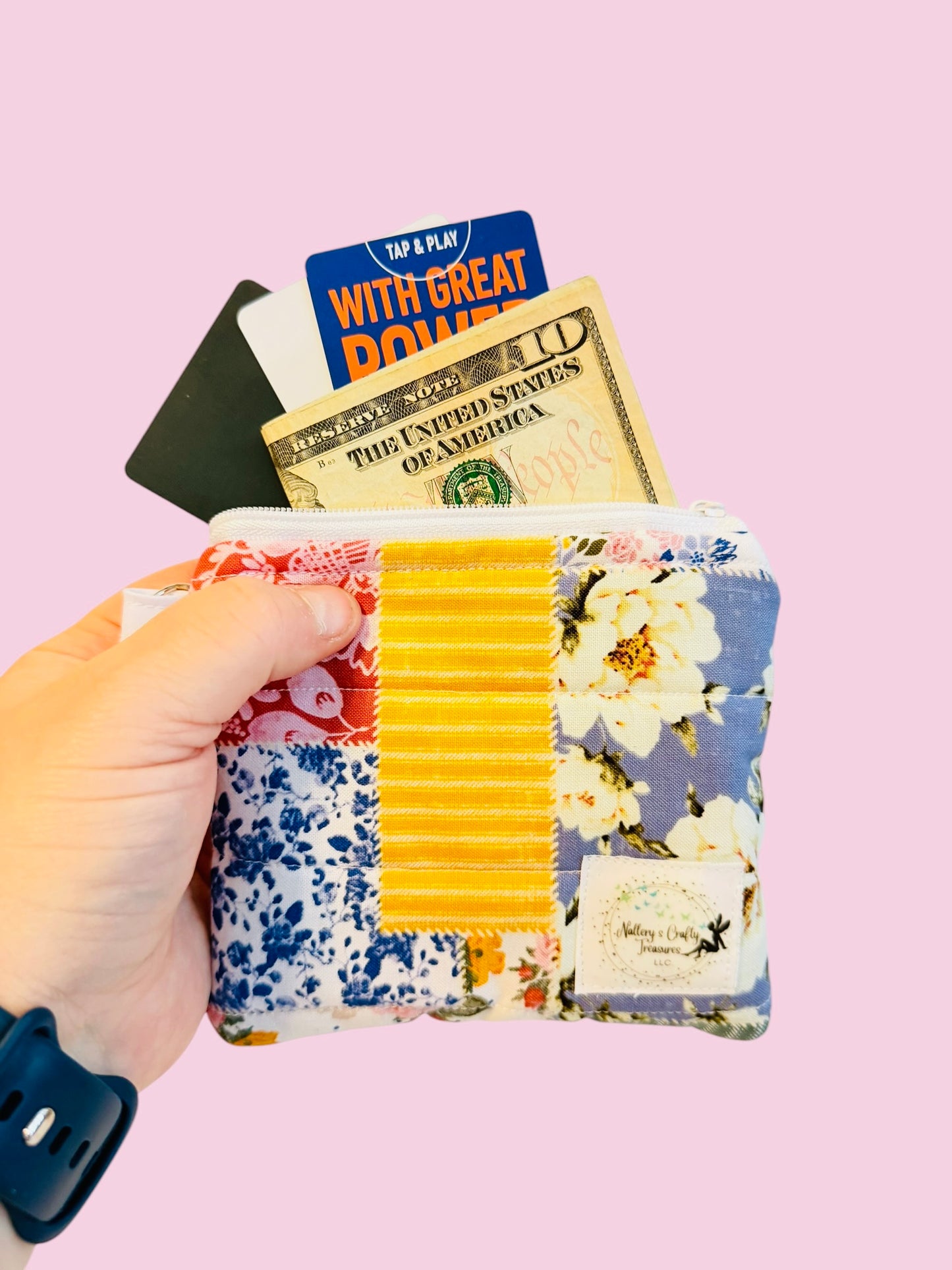 The “Margaret” Keychain Wallet