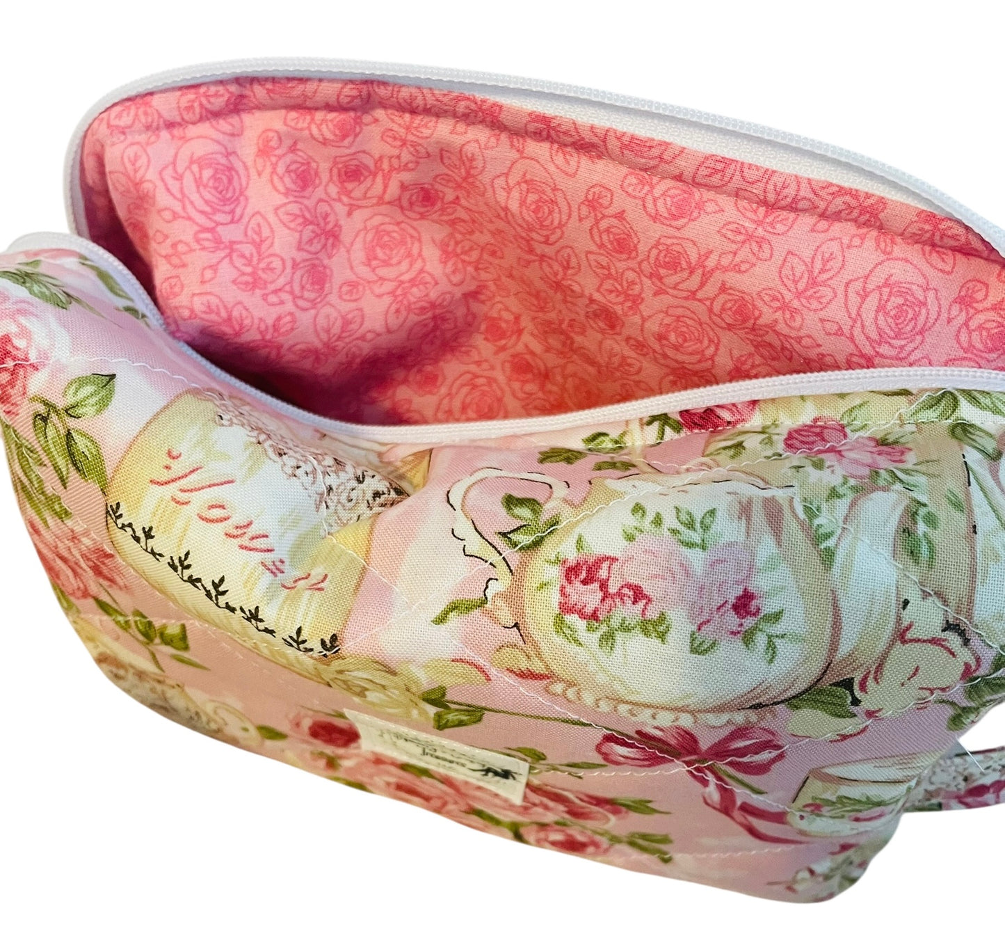 The “Alice” Make-Up, Carry All Bag