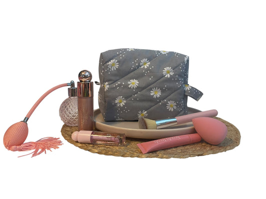 The “Daisy” Make-Up, Carry All Bag