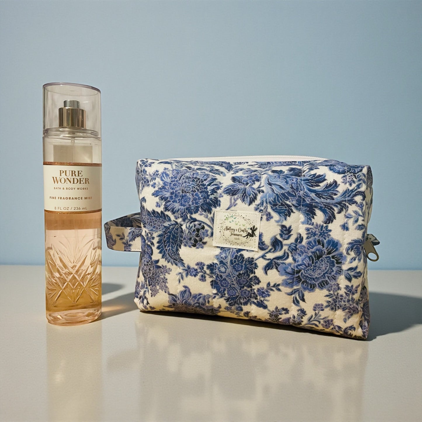 The “Daphne” Make-Up, Carry All Bag