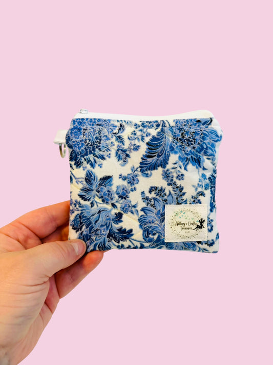 The “Daphne” Keychain Wallet