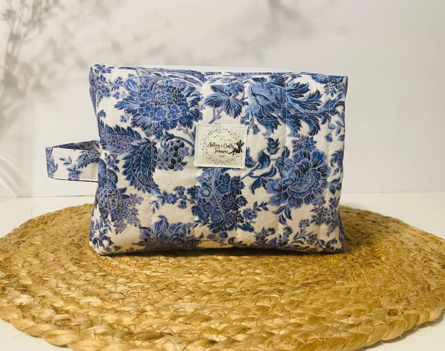 The “Daphne” Make-Up, Carry All Bag